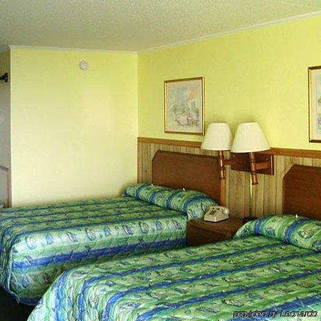 Sea Hawk Oceanfront Motel Myrtle Beach Habitación foto