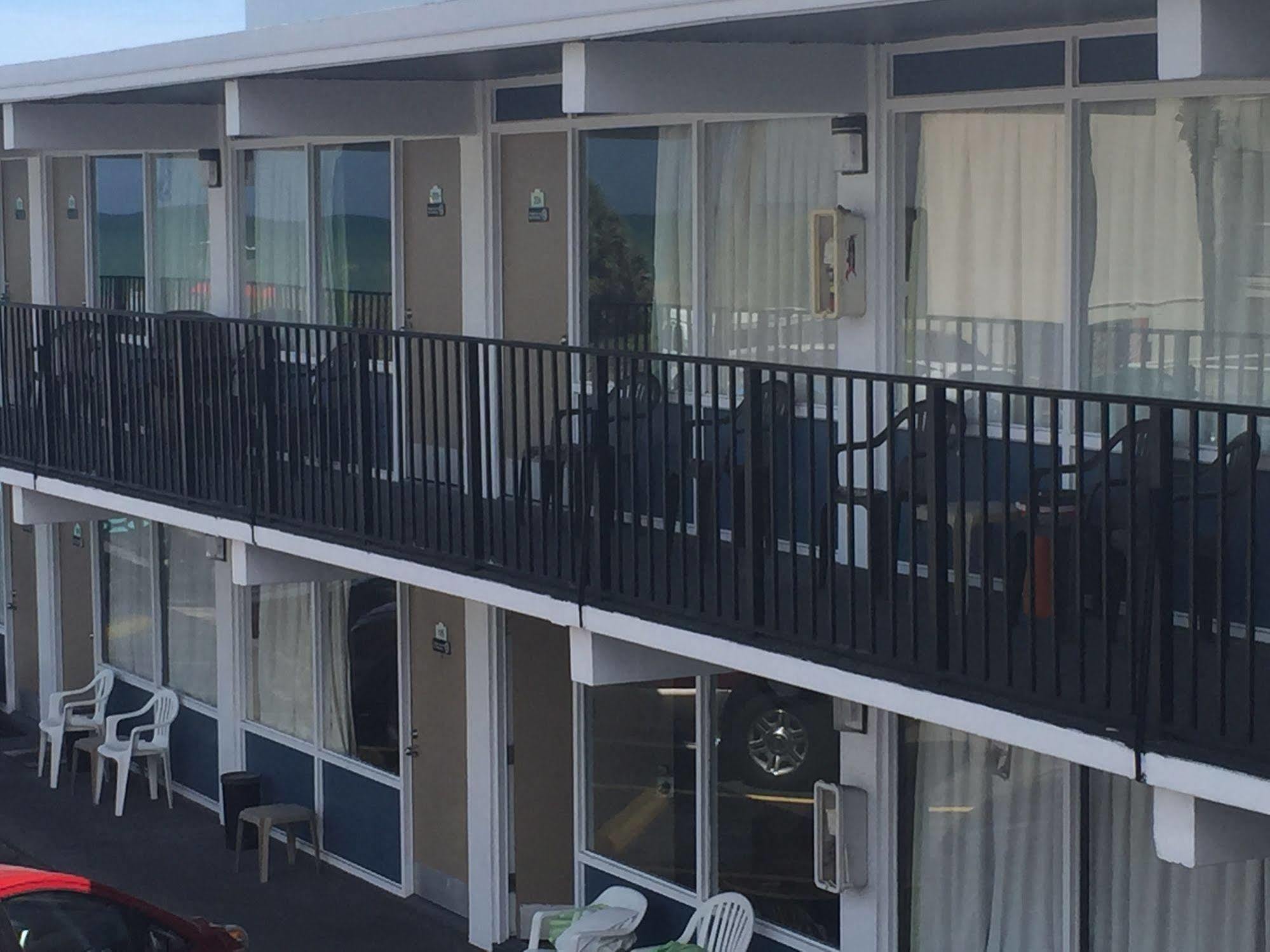Sea Hawk Oceanfront Motel Myrtle Beach Exterior foto